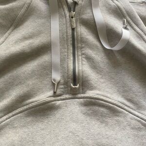Gray Lululemon scuba xsmall